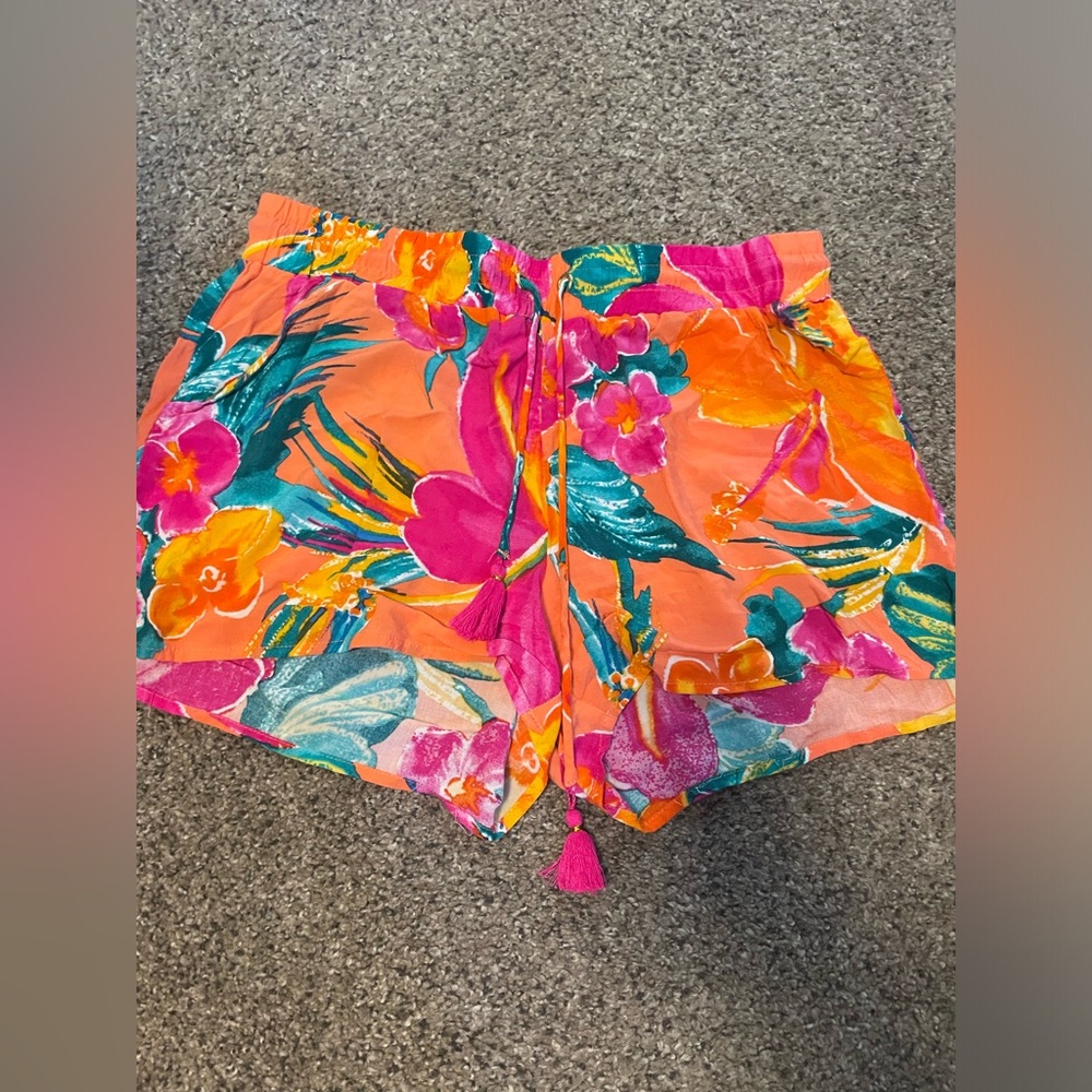 La Blanca size small, colorful vaca short